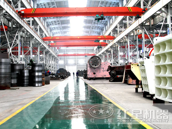 歐版顎式破碎機(jī)生產(chǎn)廠區(qū) 歐版顎式破碎機(jī)生產(chǎn)廠區(qū)