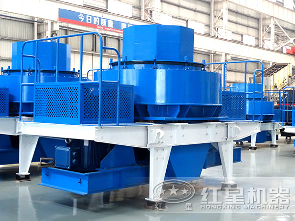 時(shí)產(chǎn)300噸機(jī)制砂機(jī)器