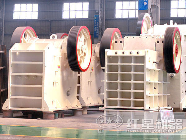 新型環(huán)保鄂式破碎機(jī) 新型環(huán)保鄂式破碎機(jī)