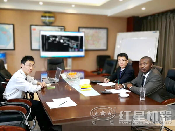 來廠咨詢、了解設(shè)備的客戶 來廠咨詢、了解設(shè)備的客戶