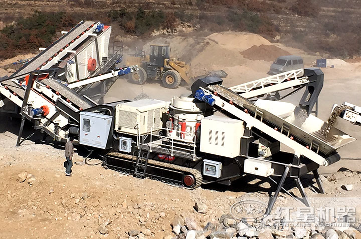 移動碎石破碎機(jī) 移動碎石破碎機(jī)