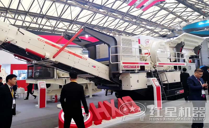 寶馬展上的移動破碎機魅力十足 寶馬展上的移動破碎機魅力十足