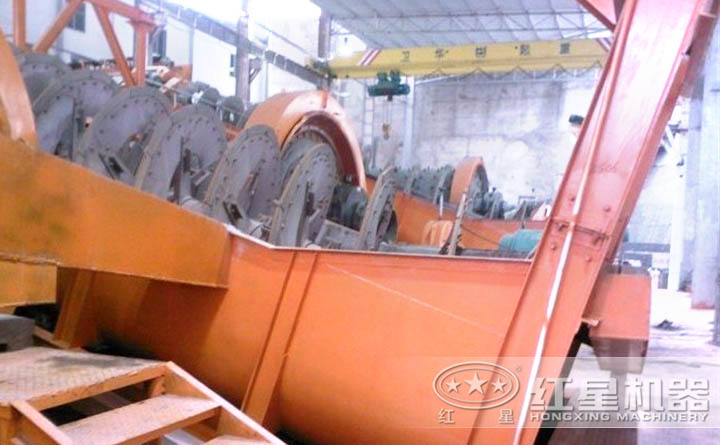 螺旋洗砂機客戶現(xiàn)場 螺旋洗砂機客戶現(xiàn)場