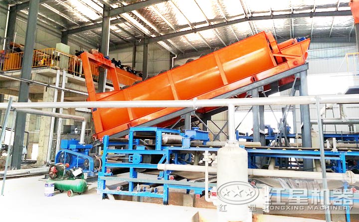 螺旋洗砂機現(xiàn)場 螺旋洗砂機現(xiàn)場