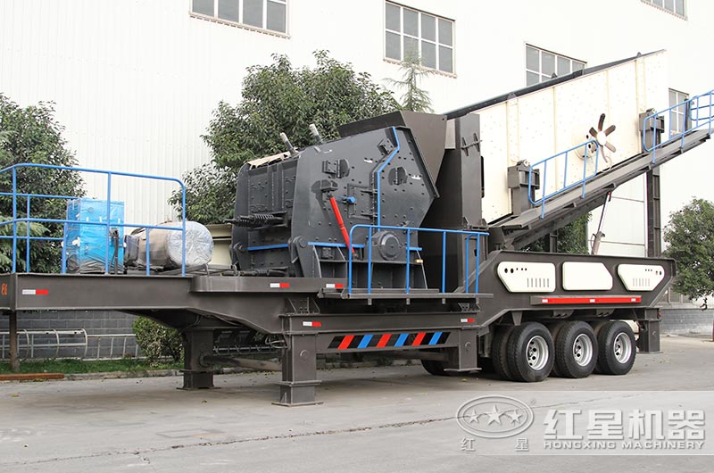 移動(dòng)式破碎機(jī) 移動(dòng)式破碎機(jī)